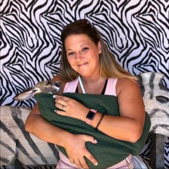 Meet your posher - Picture 1 of 1